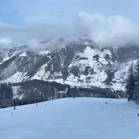 Διαμέρισμα Manuela 12 *